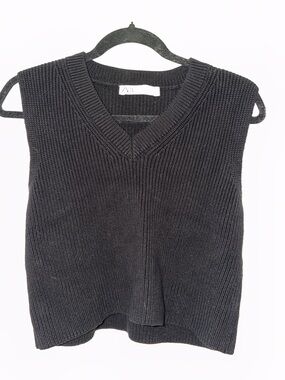 Zara Black Ribbed V-Neck Sleeveless Knit Vest